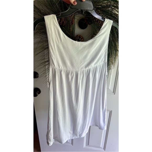 Batik Bali white sleeveless top size small/medium - Picture 5 of 14